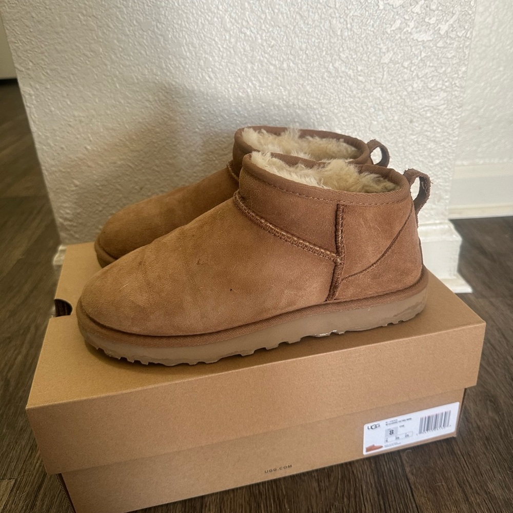 UGG Classic Ultra Mini Boots in Chestnut